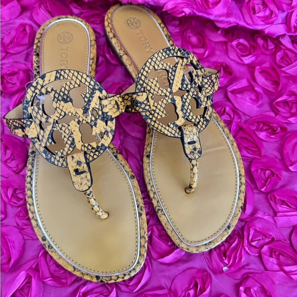 Tory Burch MILLER SANDAL, EMBOSSED LEATHER